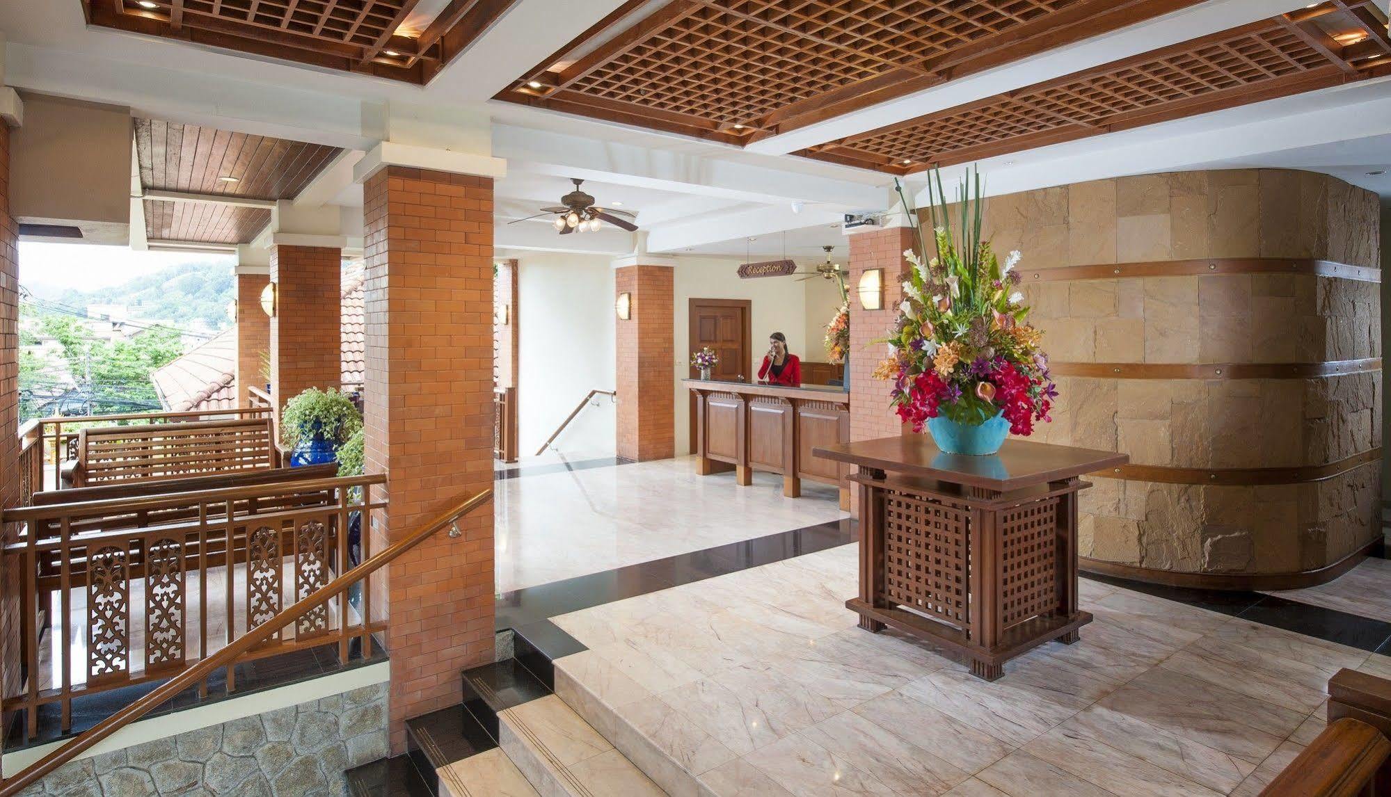 Sun Hill Hotel Patong Luaran gambar