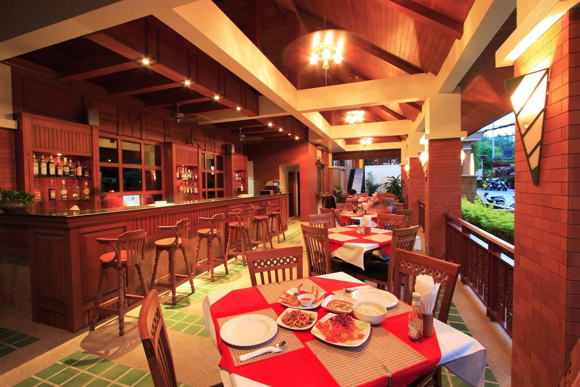 Sun Hill Hotel Patong Luaran gambar
