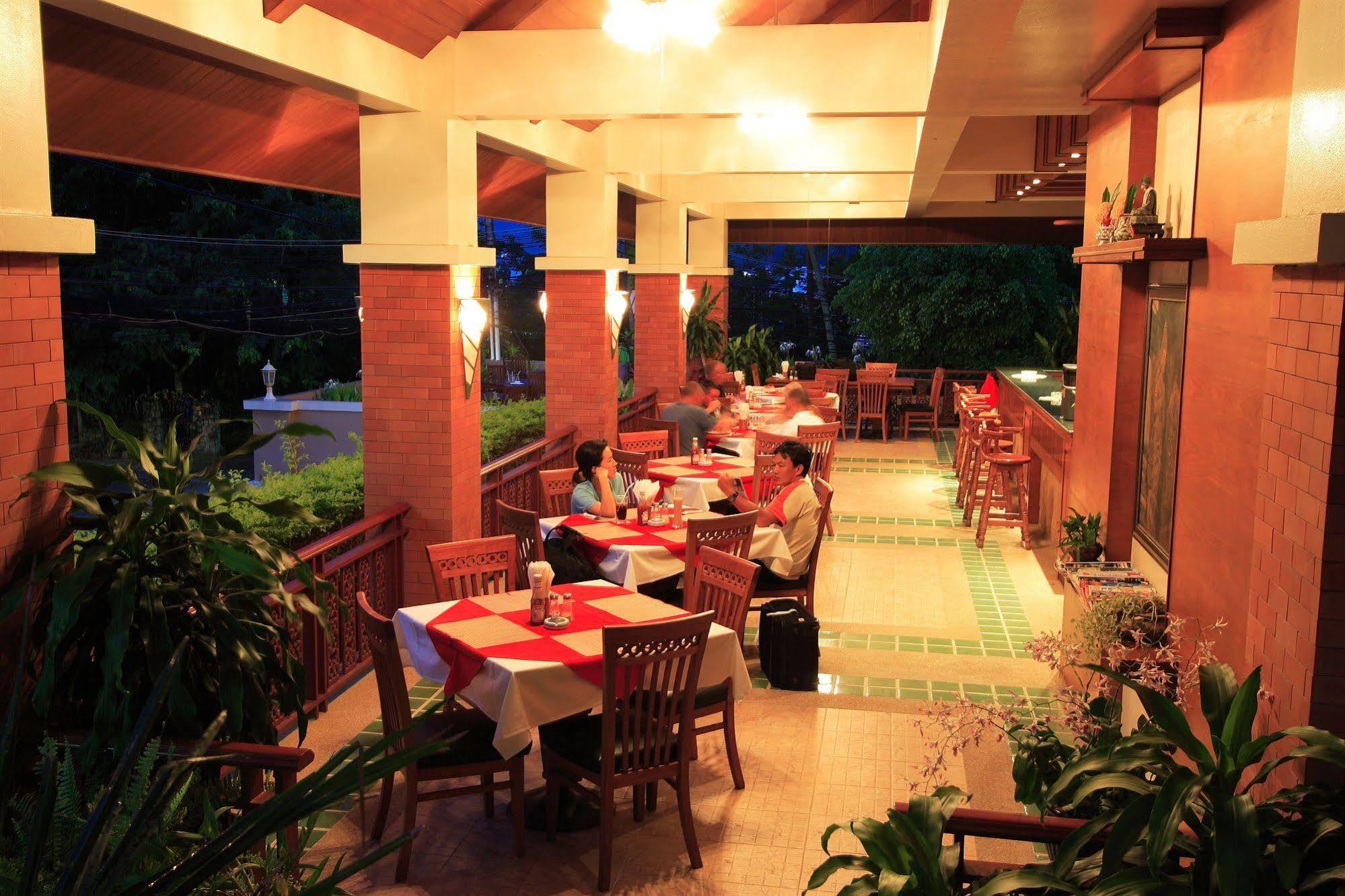 Sun Hill Hotel Patong Luaran gambar