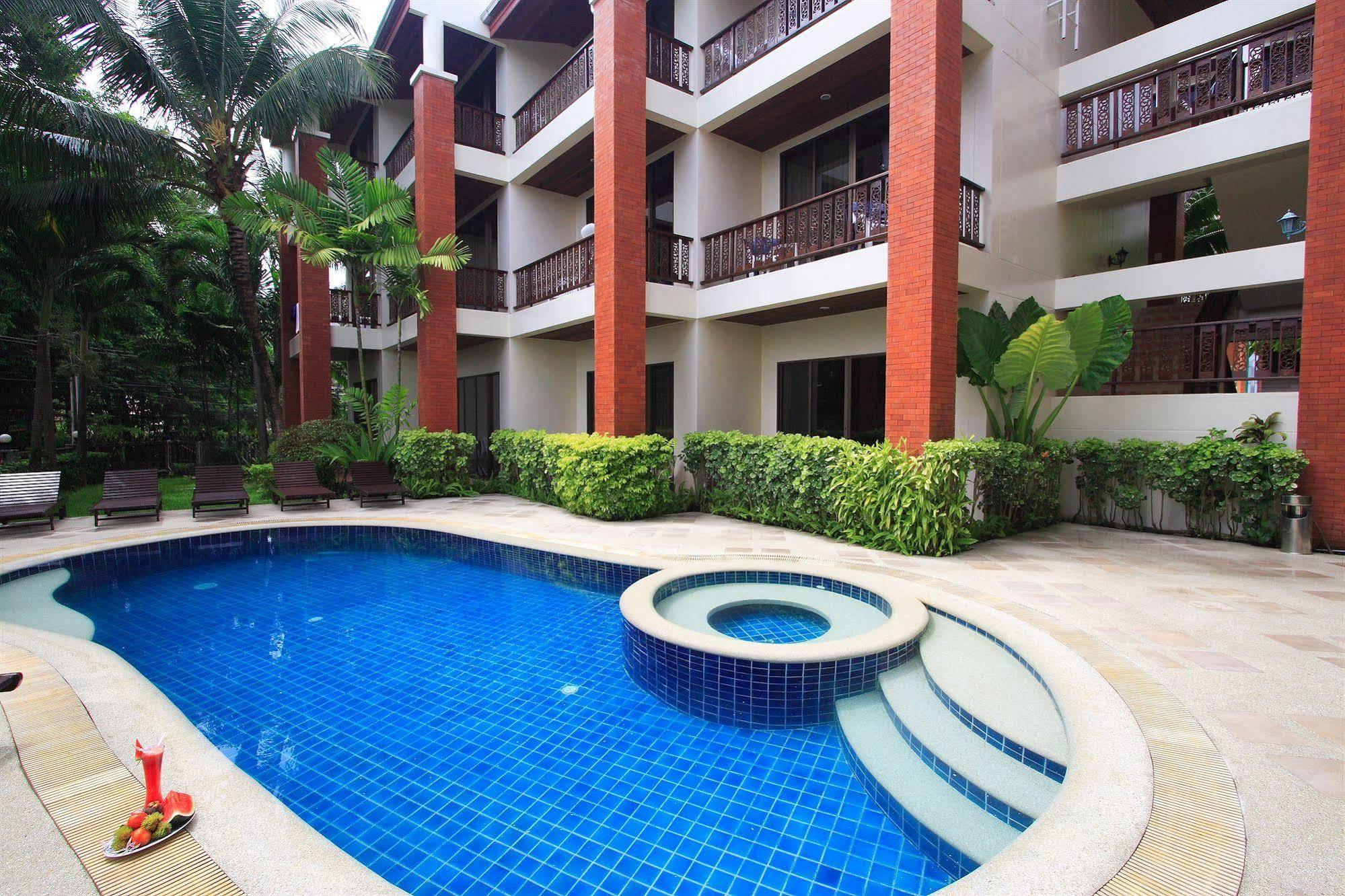 Sun Hill Hotel Patong Luaran gambar